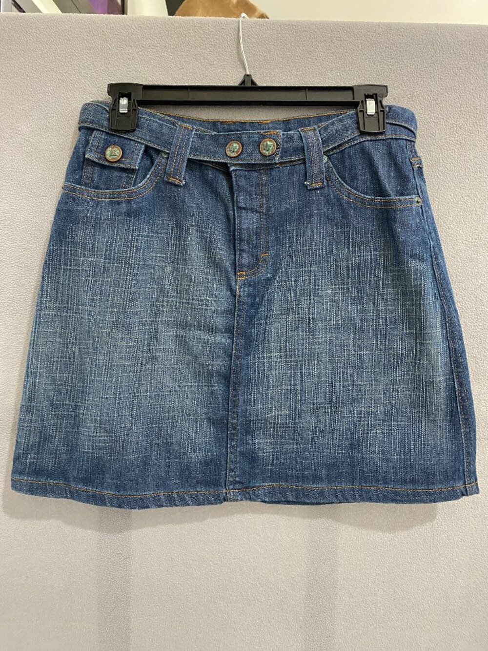 Frankie B. Y2K Denim Mini Skirt Size 4 Blue Low Rise Double Button Western Boho